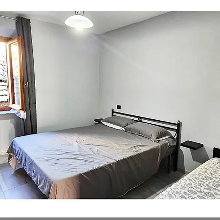 Romantic Retreat On The بيت للعطل Nebbiuno