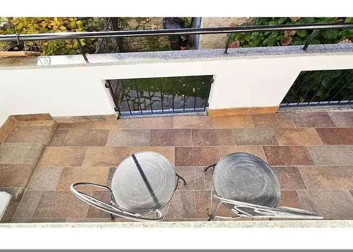 Romantic Retreat On The *