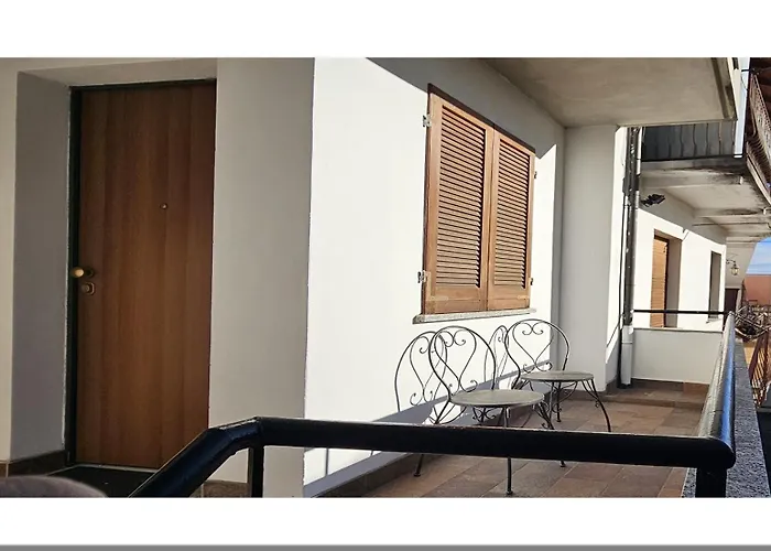 Romantic Retreat On The